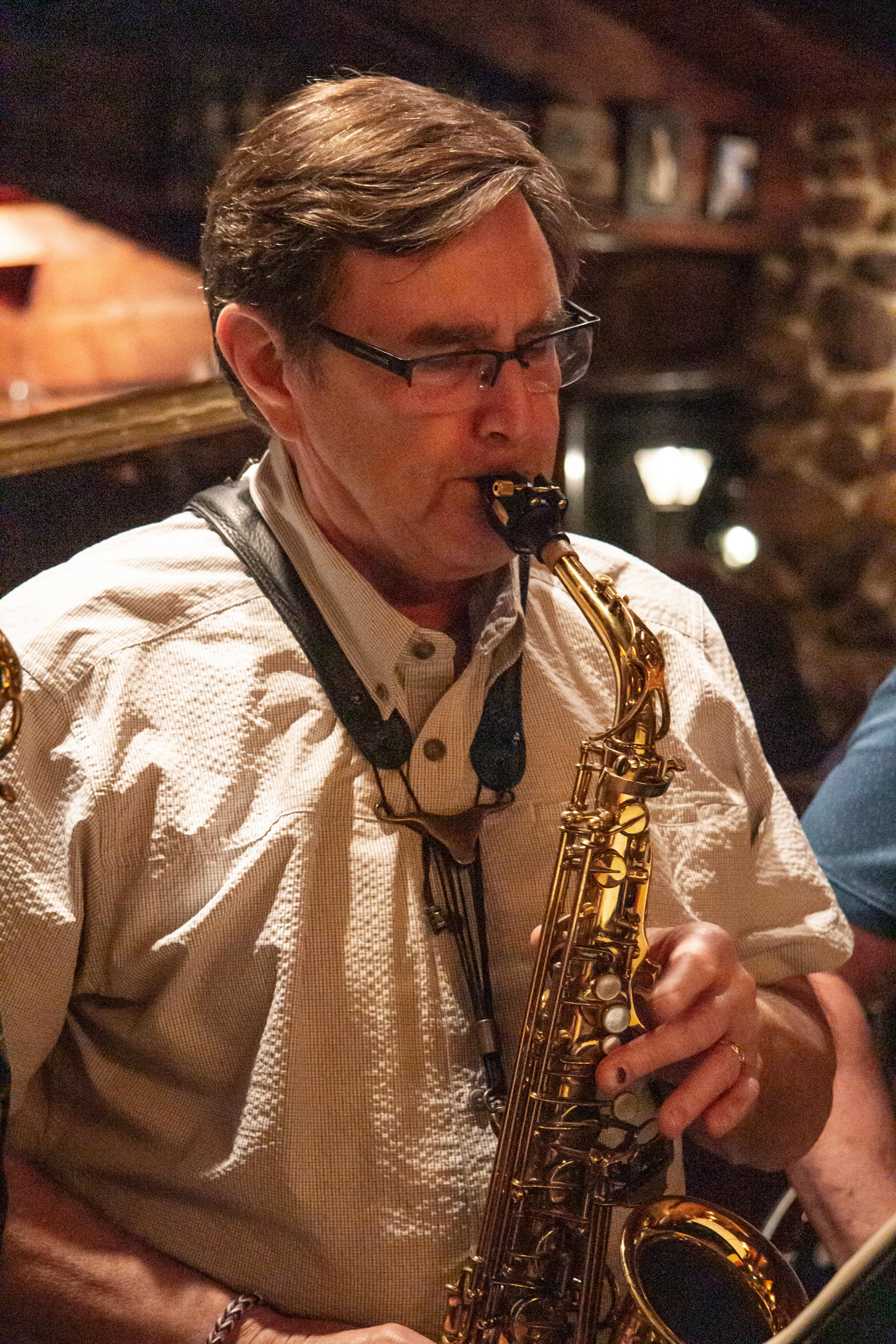 Gary Kavalar, saxophone